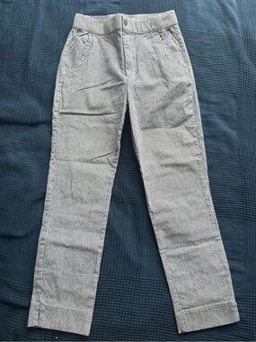 Hollister Grey-Striped Stretch Crop Taper Pant